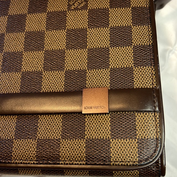 Authentic Louis Vuitton TriBeCa Damier Ebene. - Picture 12 of 12